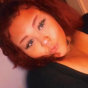 Meet your Posher, Jona